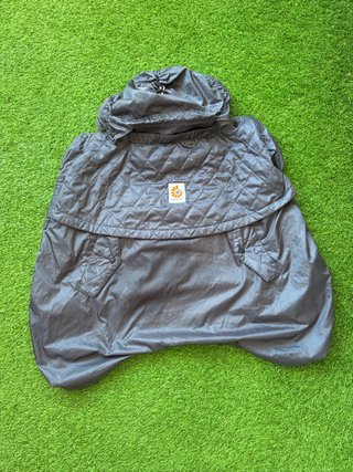 Funda invierno mochila Ergobaby