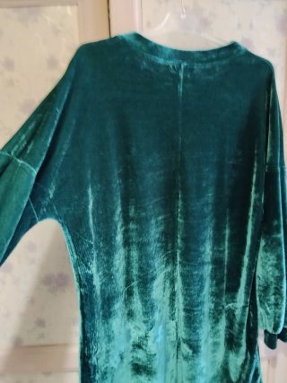 Vestido verde de terciopelo Primark