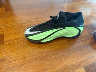 Zapatillas Adidas Basket Verdes y Rojas