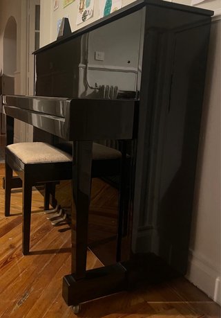 Piano LINDEN negro con banqueta