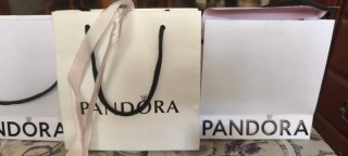 Bolsas y Cajas Pandora