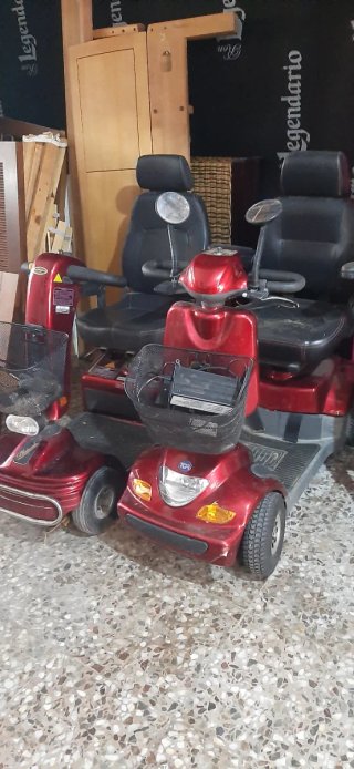 2 Motos Eléctricas Shoprider para Movilidad Redui
