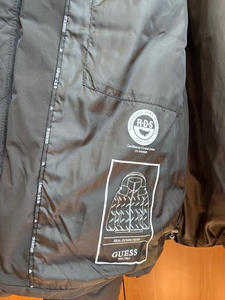 Chaqueta Guess Plumas XL Negra