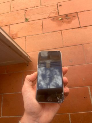 iPhone SE 2020