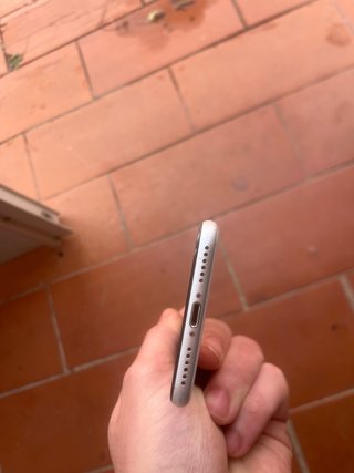 iPhone SE 2020
