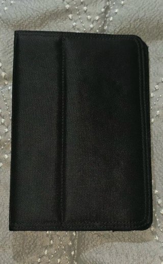 Custodia per tablet da 12 pollici nera con chiusura in gomma