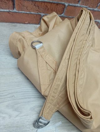 Toldo triangular impermeable 4x4x5.65m