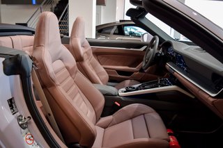 Porsche 911 Carrera Cabriolet 2026
