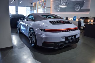 Porsche 911 Carrera Cabriolet 2026