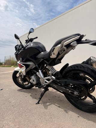 BMW G 310 R 2018 Negra/Blanca
