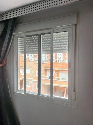 2 Ventanas alum, corredera,  persiana y mosquitera