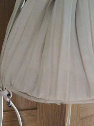 Bolso abanico Zara blanco