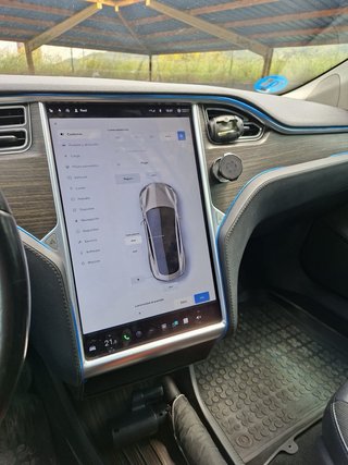 Tesla Model S (90) 2015