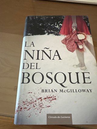 La niña del bosque