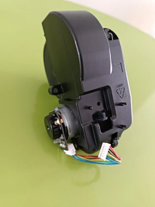 Rueda Izquierda Conga Excellence 990