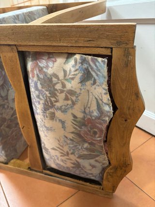 Silla antigua floral para restaurar