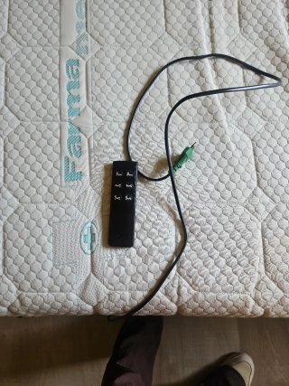 Cama articulada con somier metálico
