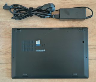 Portátil Lenovo ThinkPad Negro
