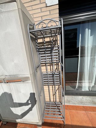 Scaffale in ferro grigio