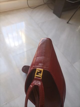 Zapatos Fendi Talla 39 Rojos
