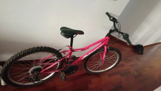 Bicicleta niña rosa B pro montaña