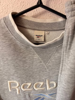 Chándal Reebok Gris