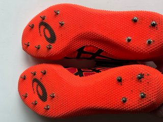 Clavos Salto de Altura ASICS High Jump Pro 2 L