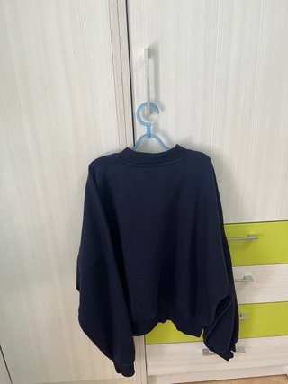 Sudadera Bershka Azul Marino astetik