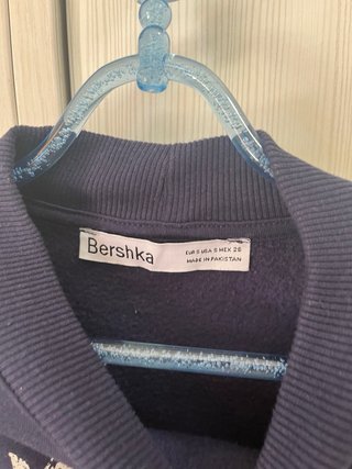 Sudadera Bershka Azul Marino astetik