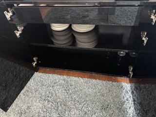 Mueble Comedor Negro