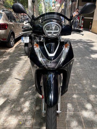 Honda SH Mode 125cc Scooter Automática