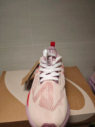 Asics Novablast 5 Pink/Red