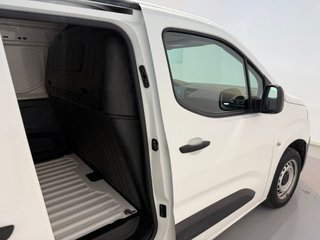 Peugeot Partner Pro Standard 600kg BlueHDi 73kW