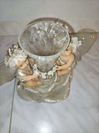 Angioletti con vaso decorativo