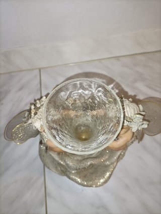Angioletti con vaso decorativo