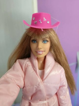 Muñeca Barbie Mia Colucci RBD rebelde disney anahi