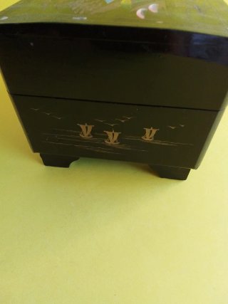 Caja de música bailarina japonesa