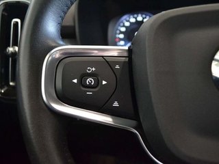 Volvo XC40 1.5 T3 Momentum Pro Auto