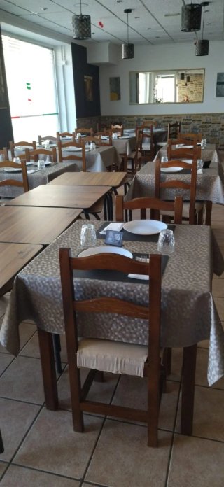 Mesas y Sillas para Bar/Restaurante