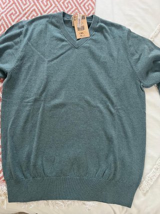 Jersey Scalpers cuello pico verde M sin estrenar
