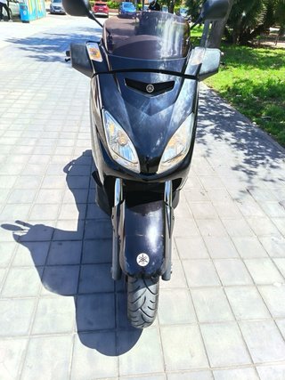 Yamaha Xmax 125 Negra