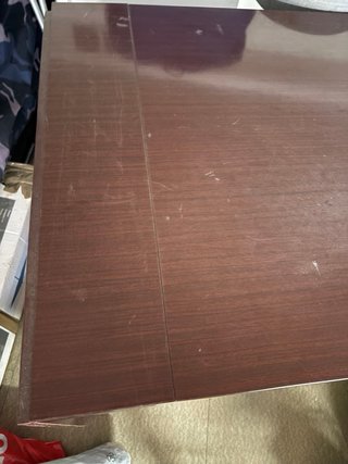 Mesa auxiliar plegable de madera oscura