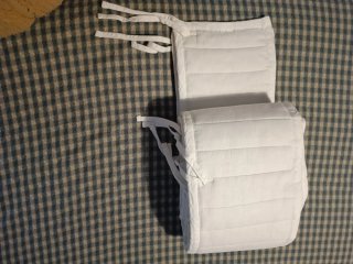 Chichonera para cuna blanca