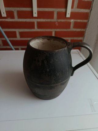 Puchero antiguo de hierro