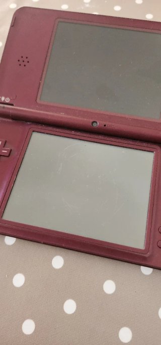 Nintendo DSi XL Marrón con funda