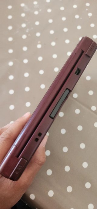 Nintendo DSi XL Marrón con funda