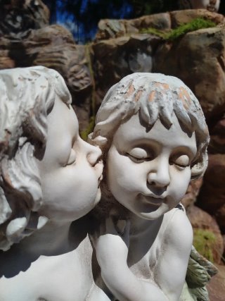 Pareja de ángeles para jardín casa exterior
