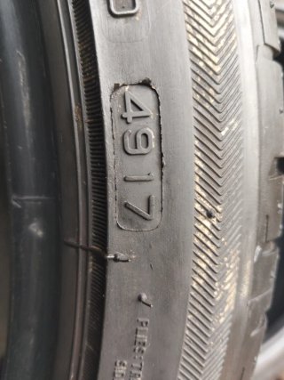 Neumáticos 225/40-R18