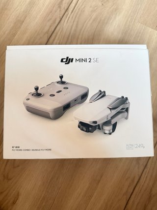 DJI Mini 2 SE Fly More Combo