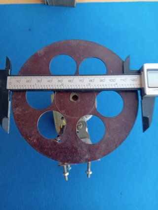 Tándem radio antiguo con rueda